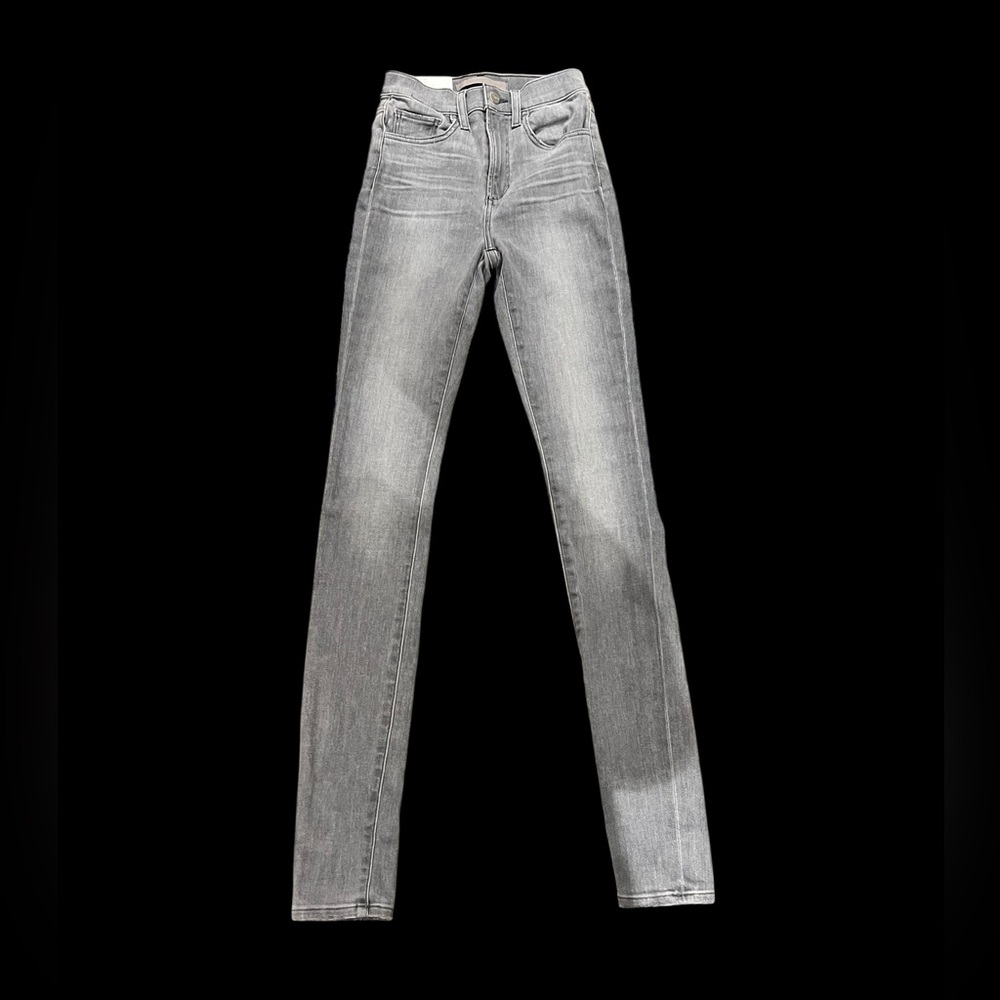 Joe's Jeans Women's Skinny in distressed Gray